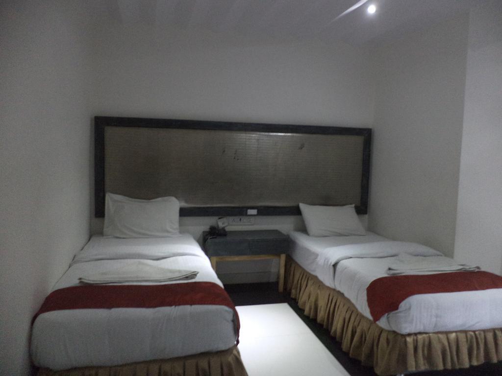 Oyo10139帕拉卡公寓酒店 海得拉巴 外观 照片